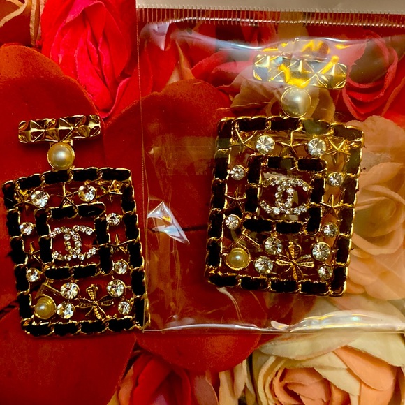 CC Perfume bottled brooch •5 - Picture 3 of 3